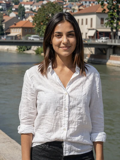 Aida, young Bosnian woman seeking love with an American partner